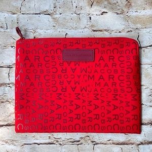 Marc Jacobs Red Maroon Monogram Padded Tablet Sleeve Logo Case Pouch 10.5 x 8